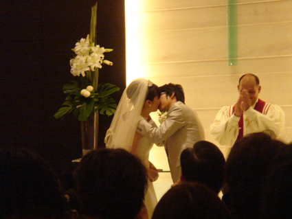 kiss.jpg